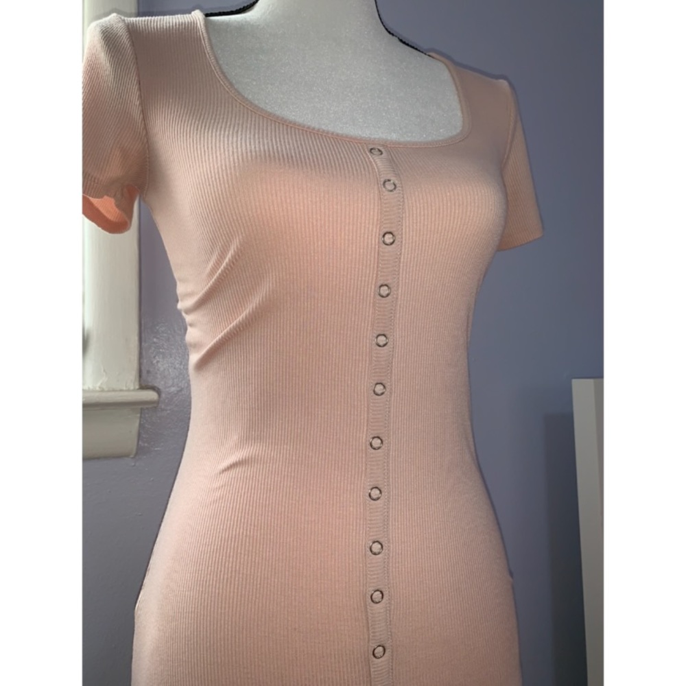Beautiful blush bodycon dress